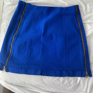 NEVER WORN Carmar Jean skirt